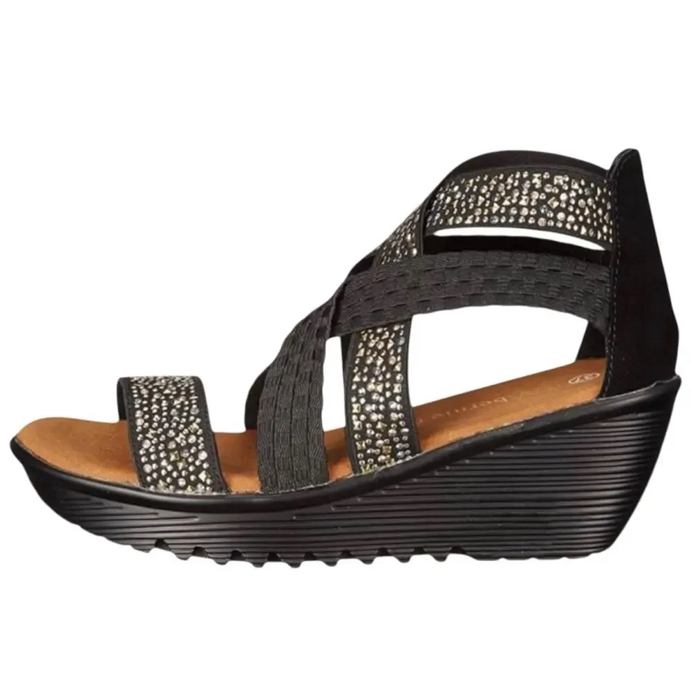 Bernie Mev Women's Lucious Sandals Stud design Size 10 NIB NEW